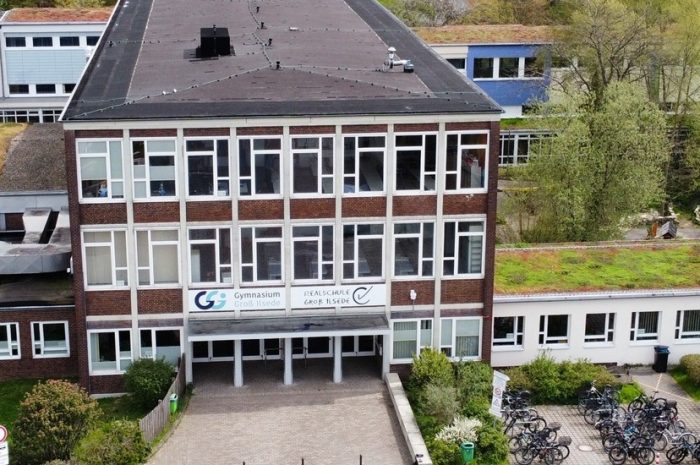 Abholzone am letzten Schultag